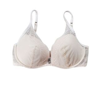 NWOT Victoria's Secret Nude Plunge Bra
